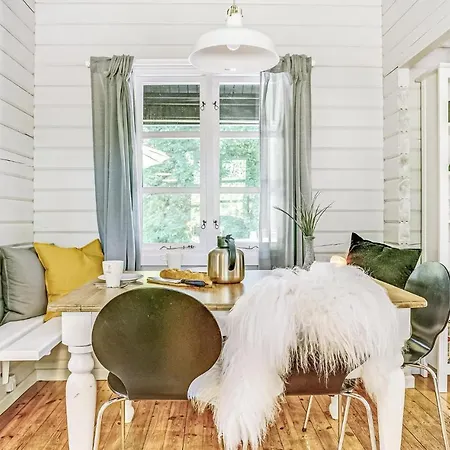 2 Bedroom Beautiful In